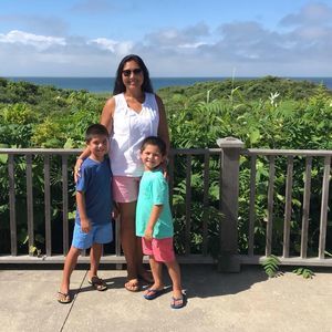 Meet your Posher, Sumi